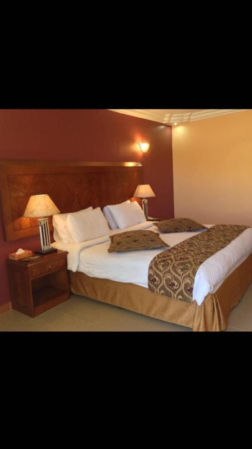 Al Anbat Hotel & Restaurant Wadi Musa Zewnętrze zdjęcie