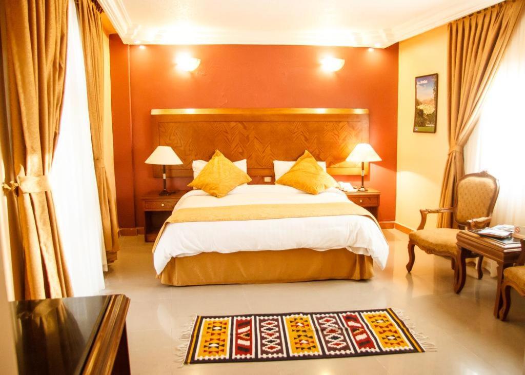Al Anbat Hotel & Restaurant Wadi Musa Zewnętrze zdjęcie