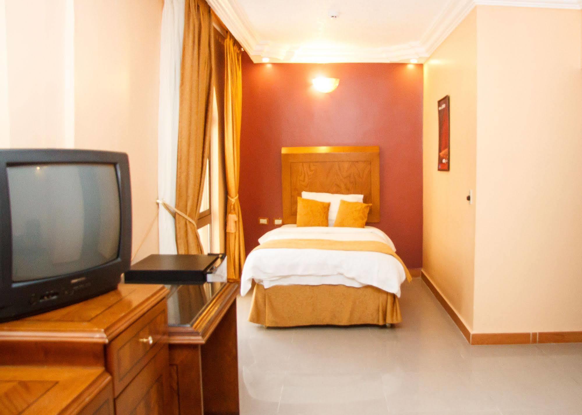 Al Anbat Hotel & Restaurant Wadi Musa Zewnętrze zdjęcie